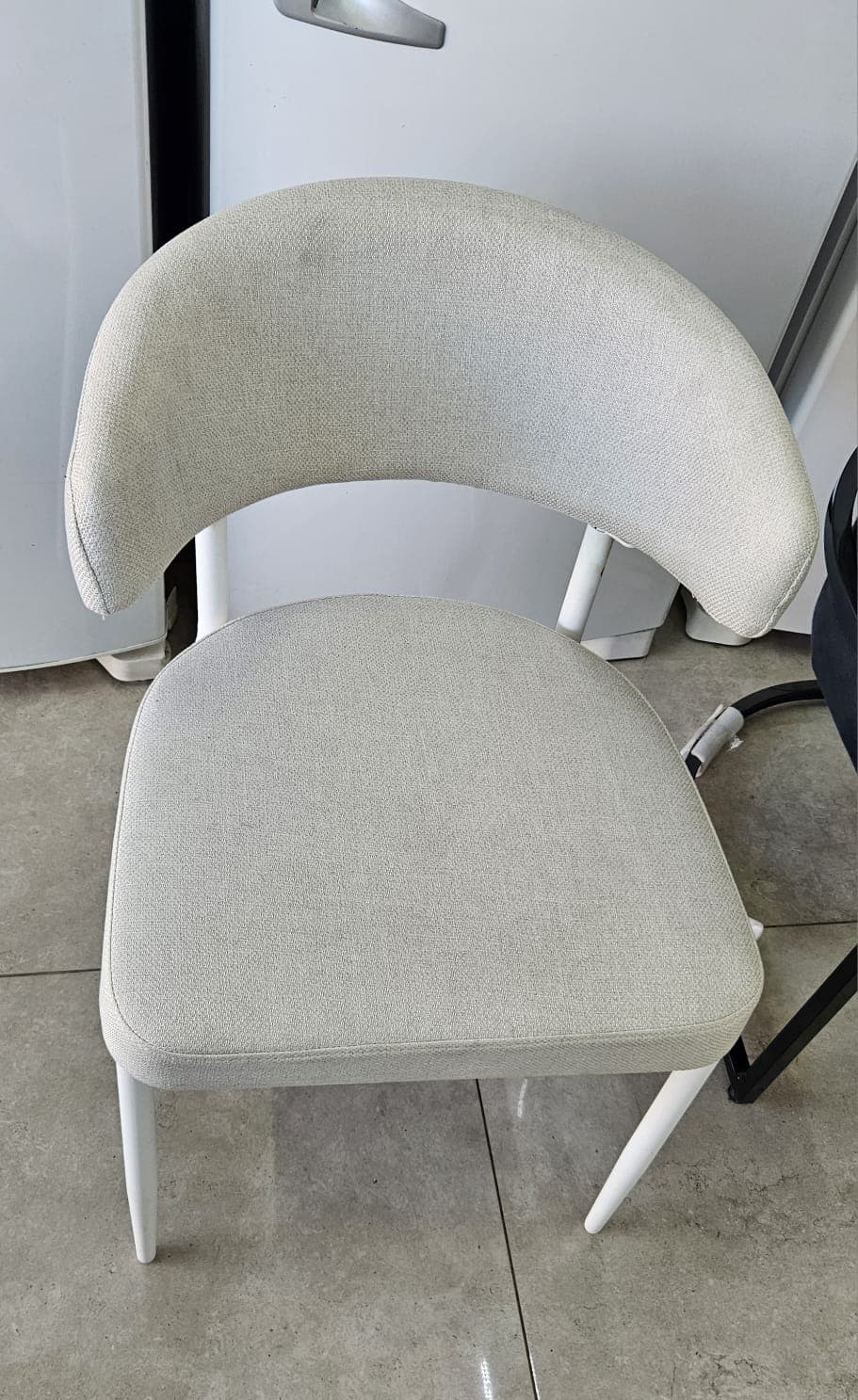 CADEIRA CONFORTAVEL BEGE 60% OFF DE R$ 299,00 POR - 1
