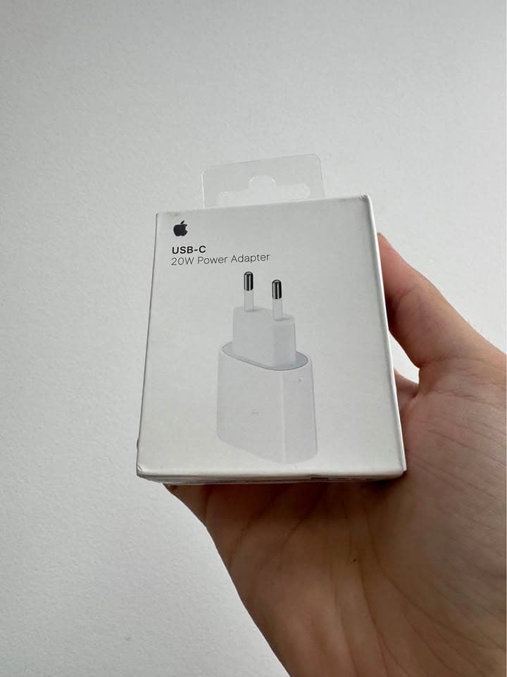 Fonte carregador Adaptador USB-C iPhone 20W Branco - Novo - 1