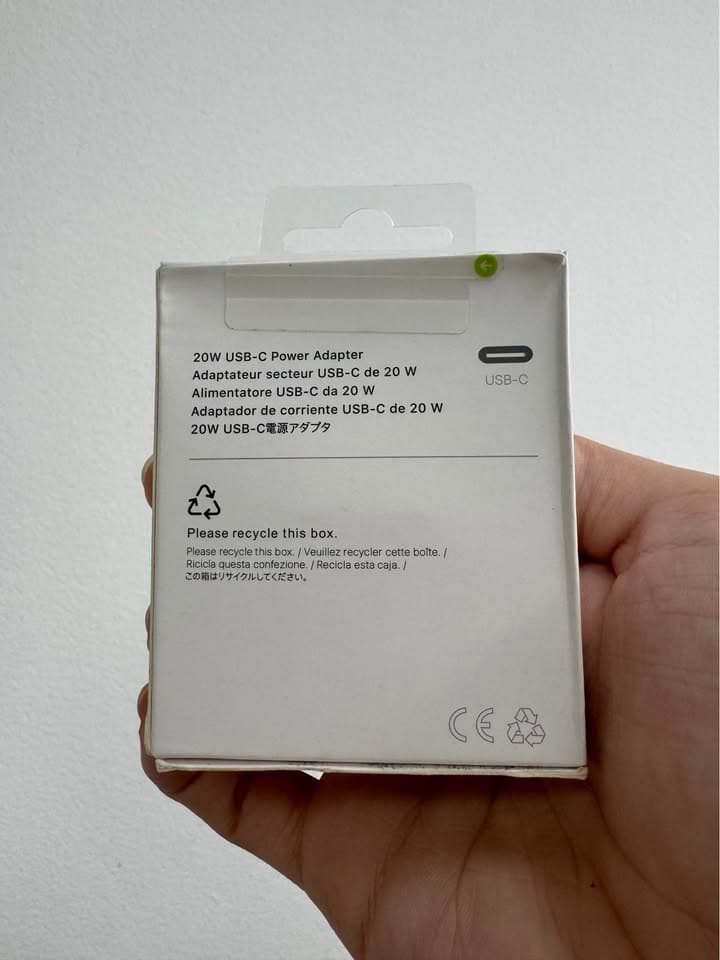 Fonte carregador Adaptador USB-C iPhone 20W Branco - Novo - 2