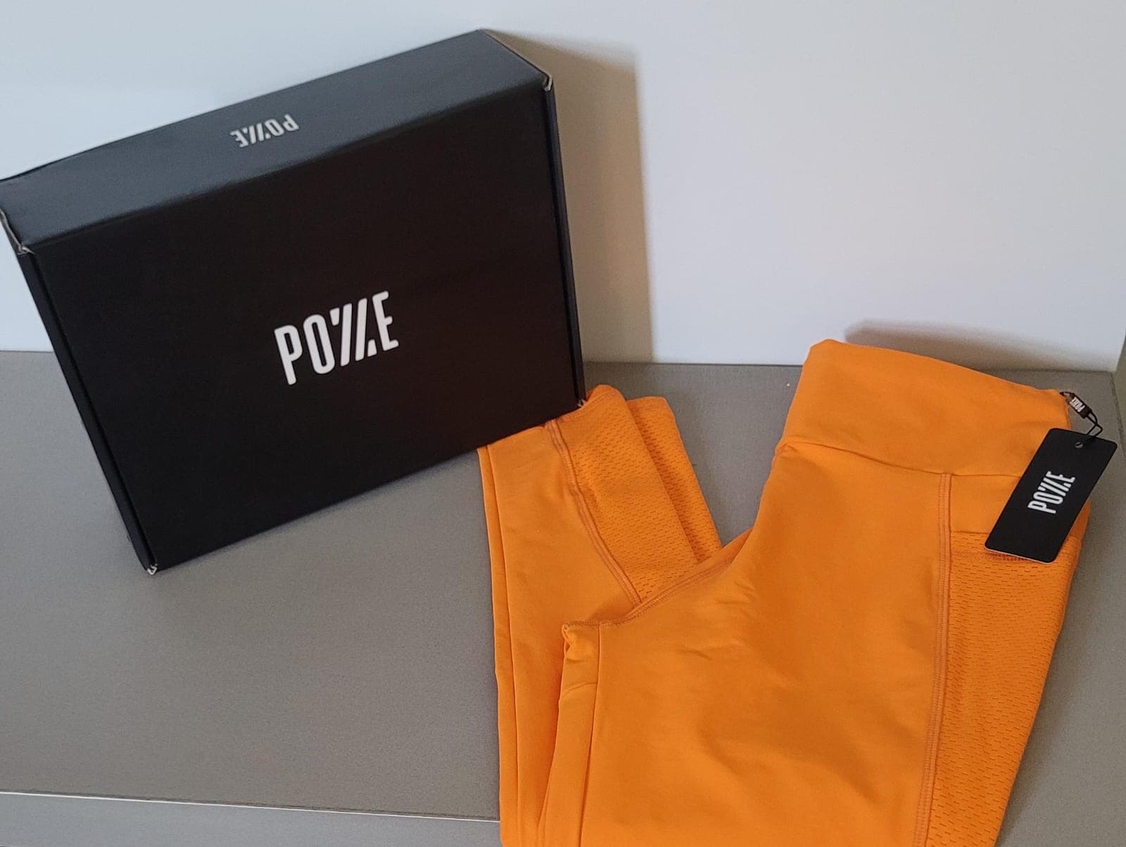 Legging lisa laranja magnético com bolsos Marca Pozze Tam:G - 3