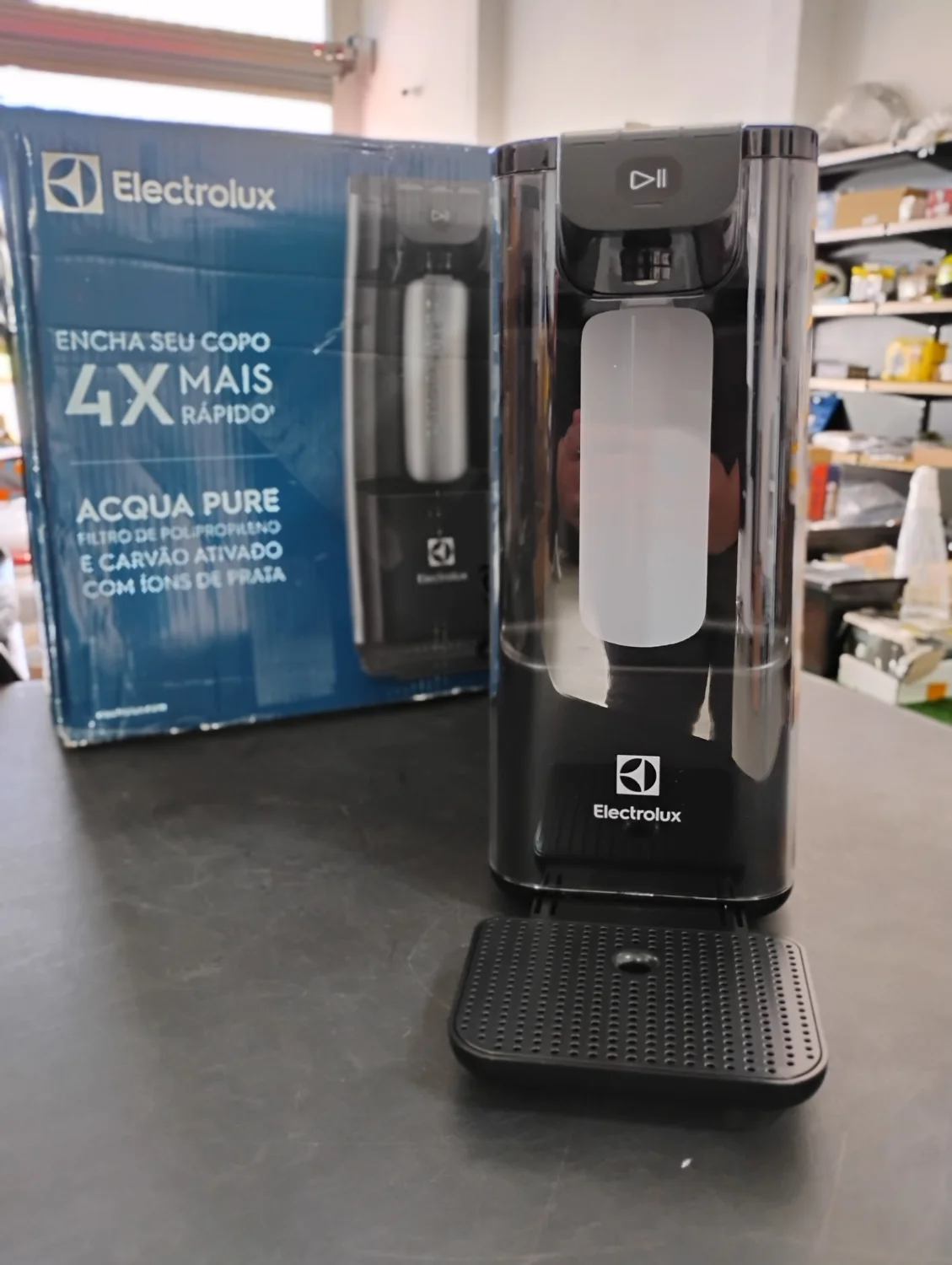Electrolux Purificador de Água Gelada Fria e Natural Elétrico 3000l Pa - 1