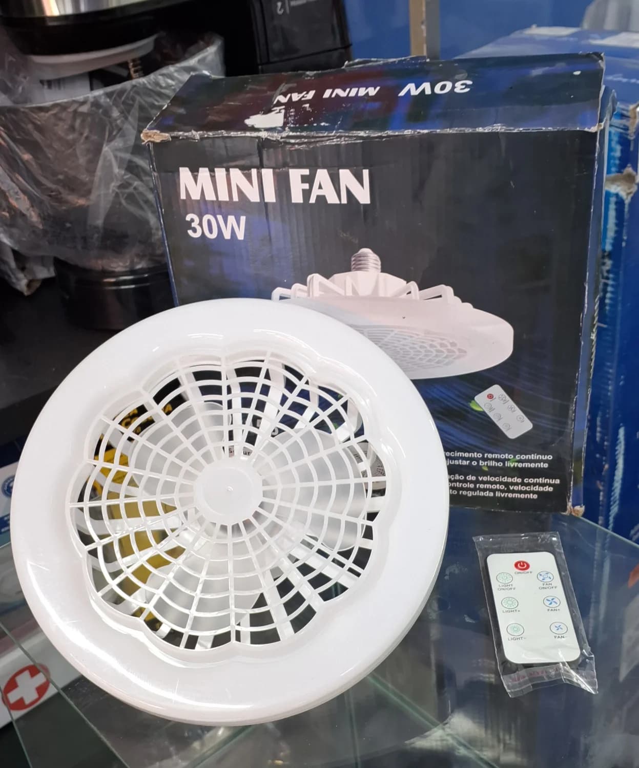 VENTILADOR DE TETO COM LĂMPADA LED COM CONTROLE REMOTO - 1