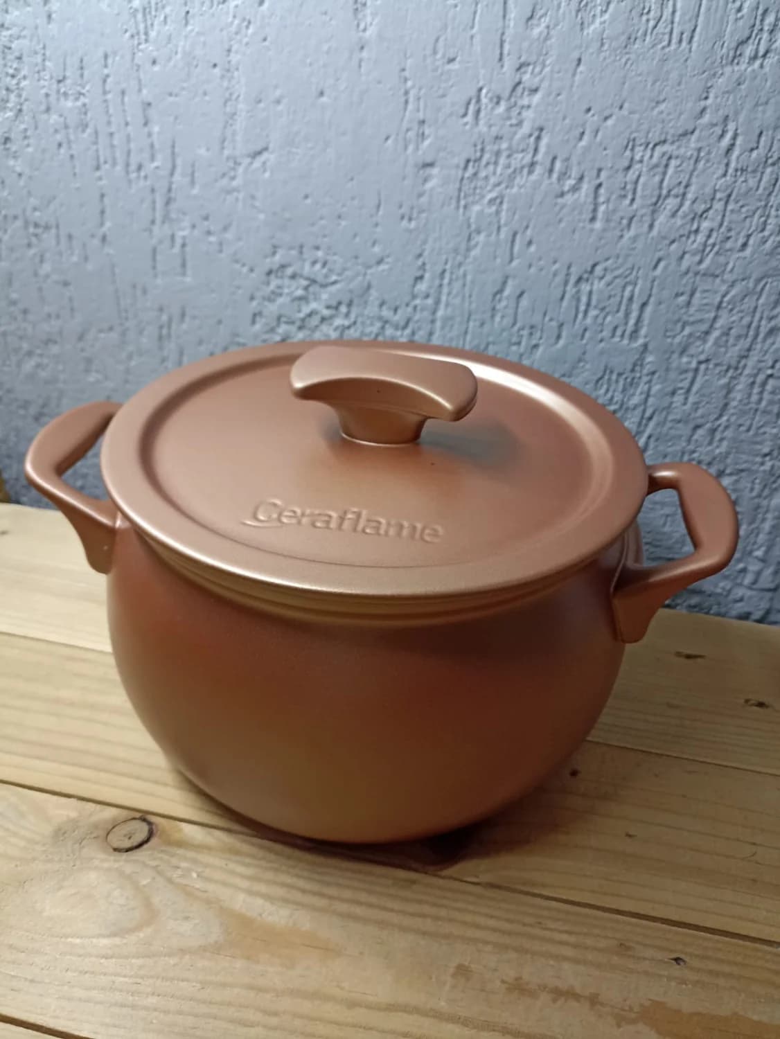 caçarola da marca Ceraflame, linha Premiere, na cor cobre - 1