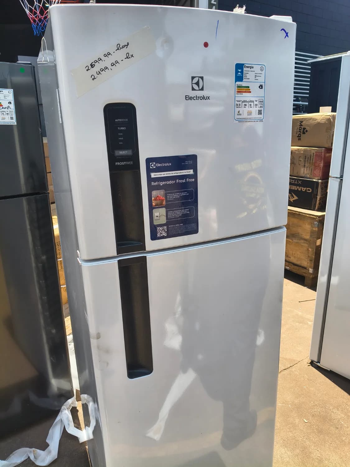Geladeira Electrolux 380 L - 1