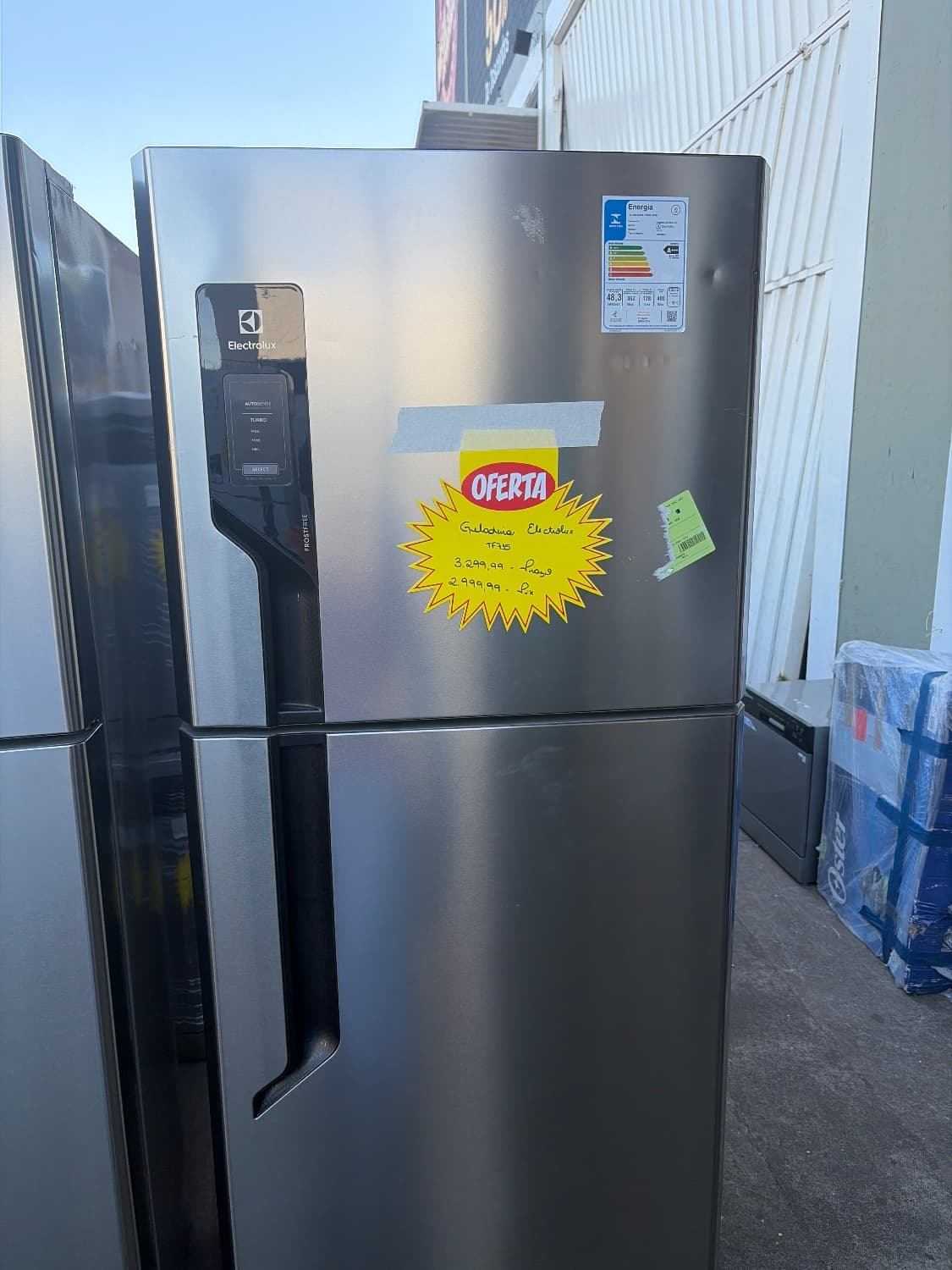 Geladeira Electrolux tf71s - 1