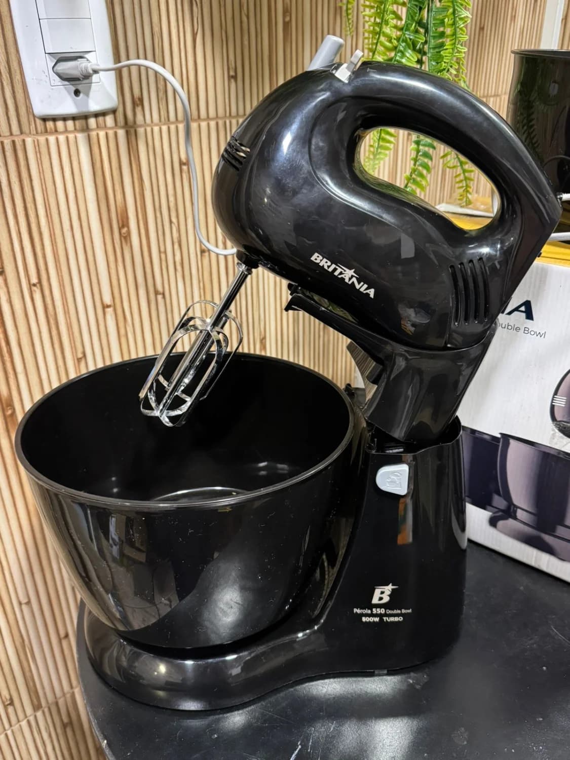 Batedeira Britânia 4Vel Perola 550 500W 2Bowls PTO 110V - 3