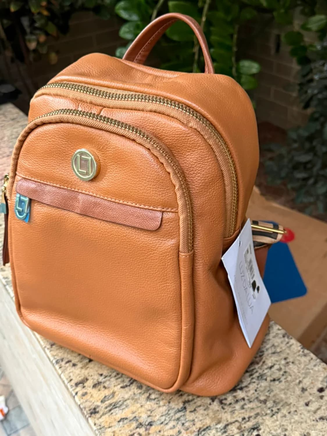 Mochila Em Couro Legítimo Luz Da Lua - 1