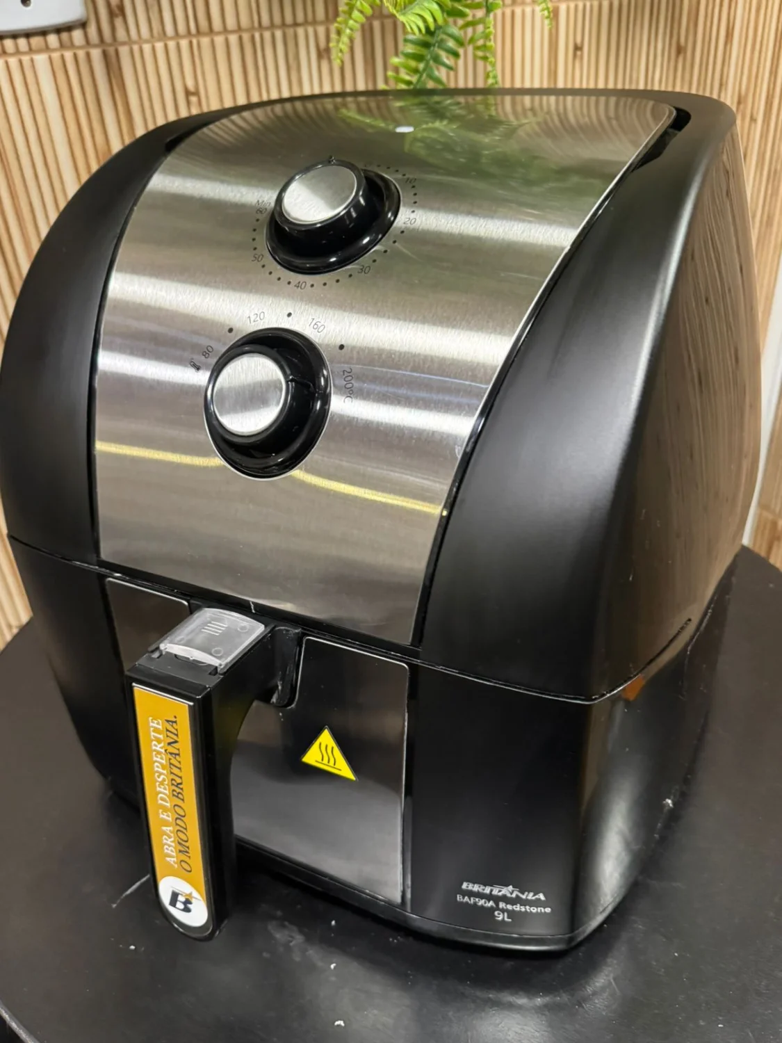 Air Fryer Britânia 9L 2000W Antiaderente Redstone BAF90A 110V - 5