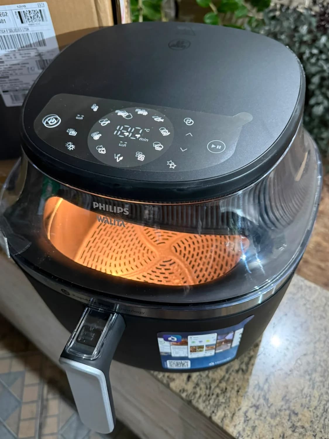 Fritadeira Airfryer Philips Walita Série 3000 XL 7,2L Digital Preta - NA341 - 4