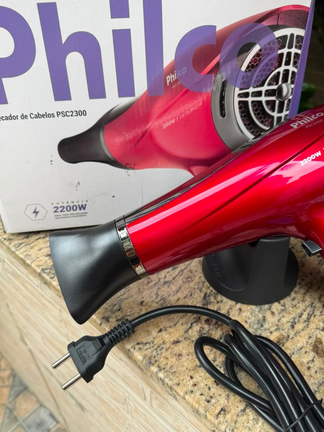 Secador De Cabelos 2200w Psc2300 Motor Dc Philco Vermelho Com Tecnologia Íons Tourmaline - Secagem rápida e eficiente - 4