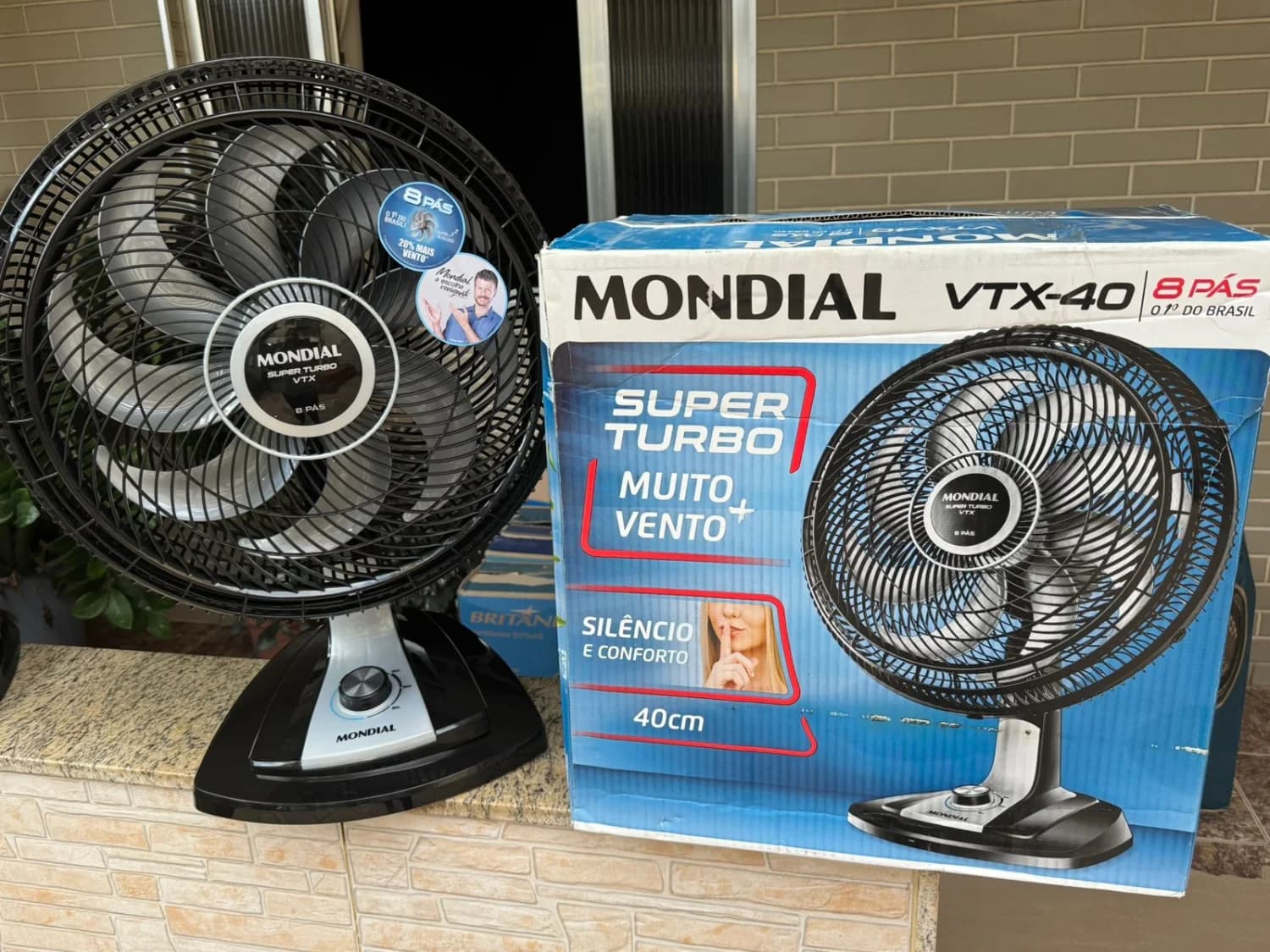 Ventilador de Mesa 40cm Mondial Super Turbo VTX-40-8P 8 Pás 3 Velocidades Preto - 1