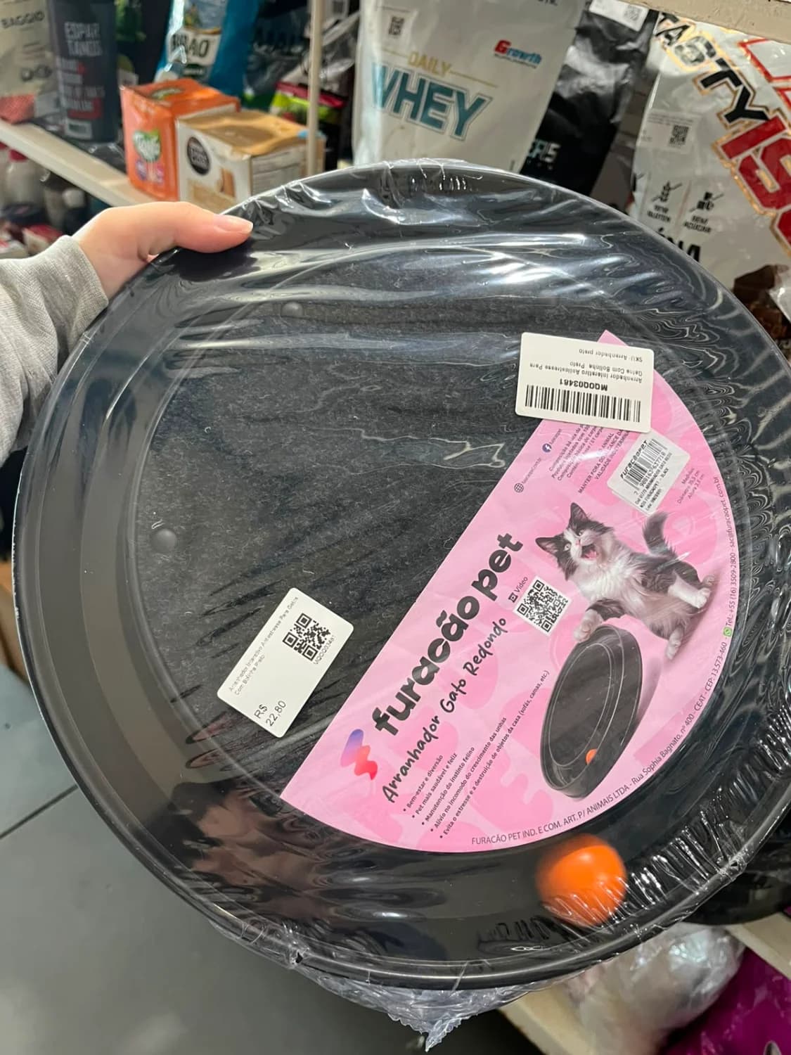 Arranhador Interativo Antiestresse Para Gatos Com Bolinha Preto - 1