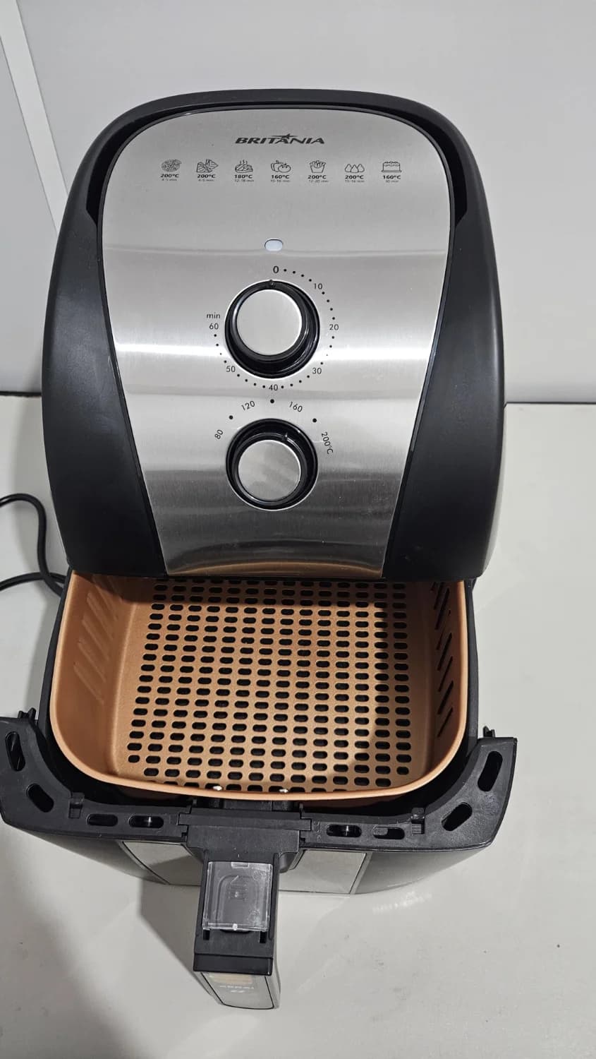 Fritadeira Air Fryer Britânia Gold 5,5L 1500W Antiaderente - 3