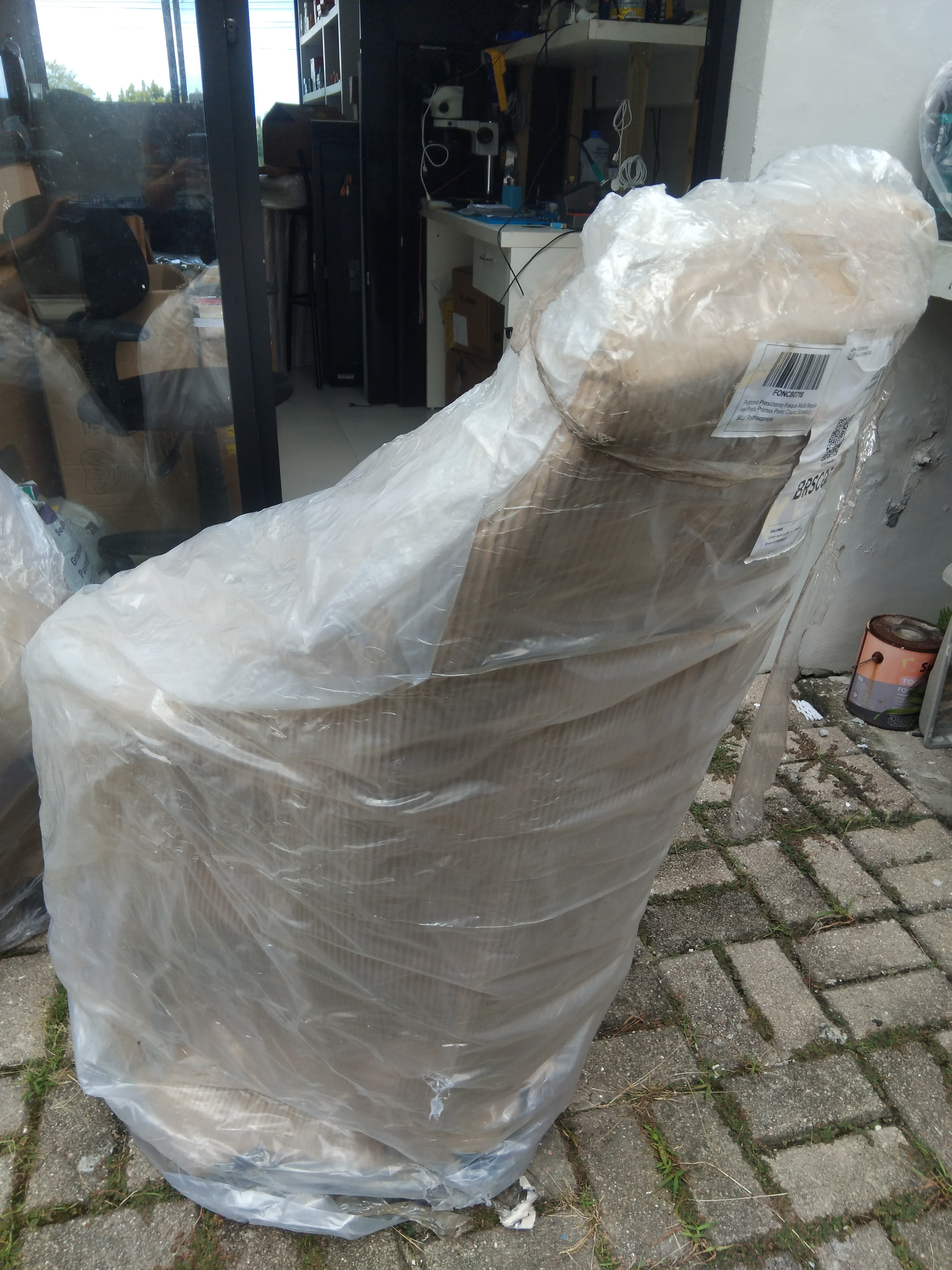 Poltrona Presidente Fraque Multi Regulavel Preta Primax Preto Couro Sintético - 4