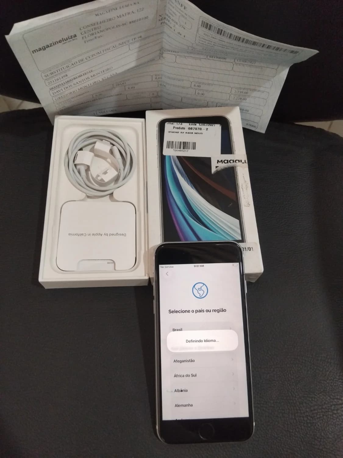 iPhone SE (2nd Generation) 64 GB branco - - 1