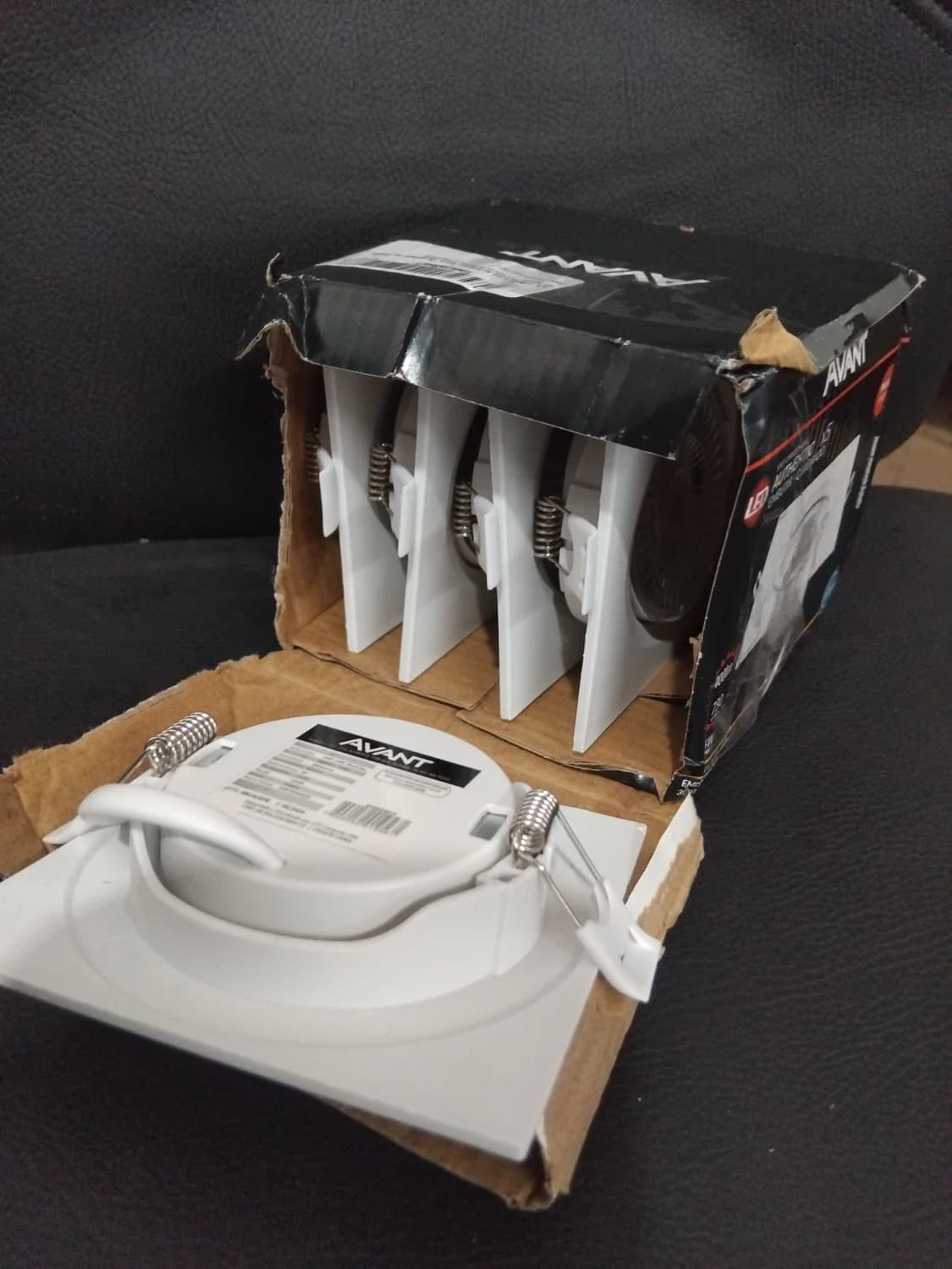 Kit 5 Spot Led Authentic Emb. Quadrado 5w 3000k Bf Avant Estrutura Branco (bivolt) 127/220v - 2