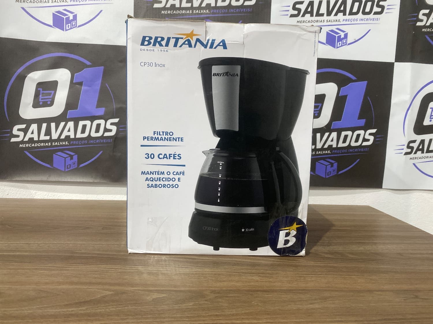 Cafeteira Britânia 18 Cafezinhos Bcf19a Jarra De Vidro 550w Cor Preta - 1
