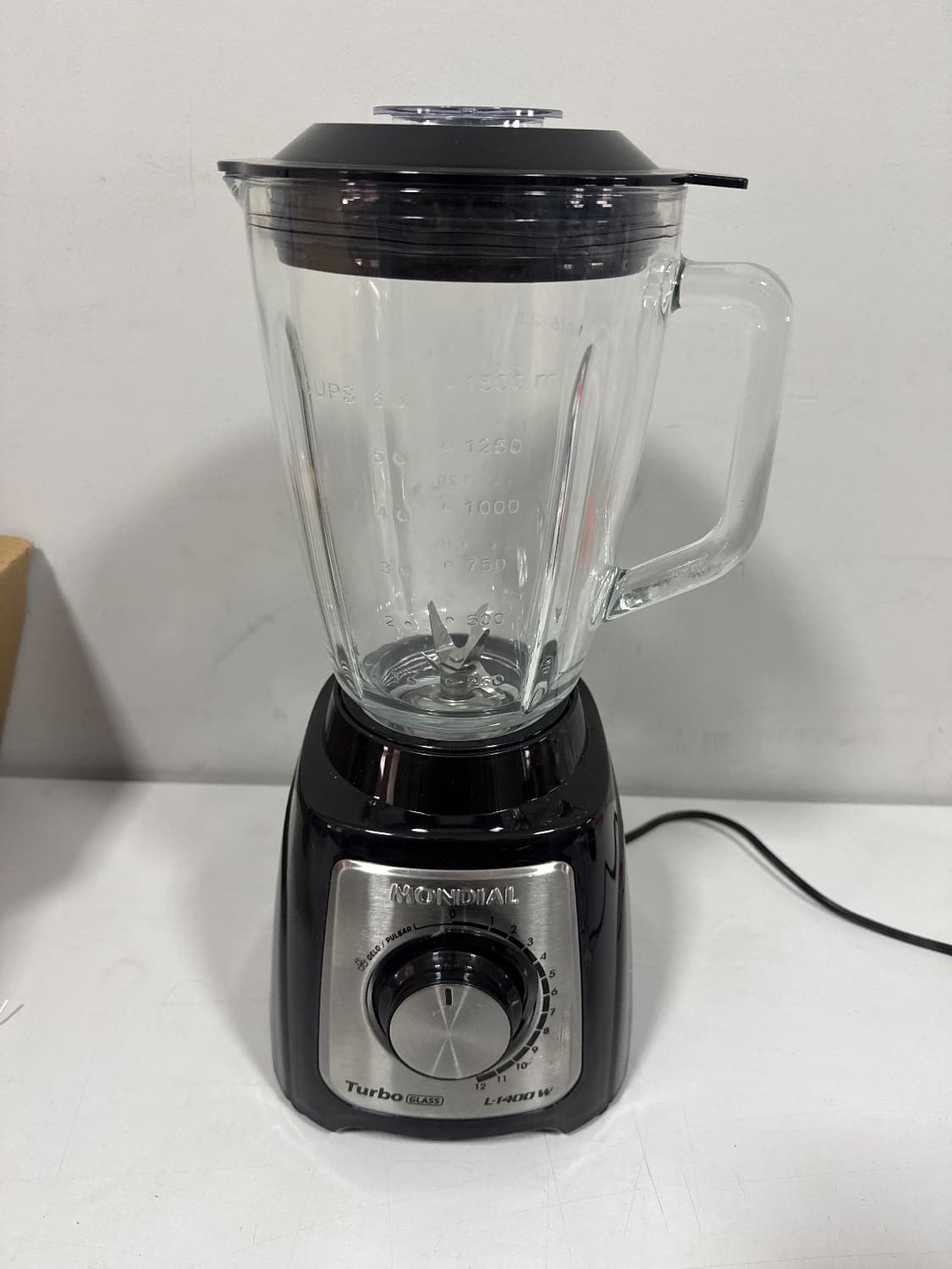 Liquidificador Mondial Turbo Glass 220v - NOVO - 1