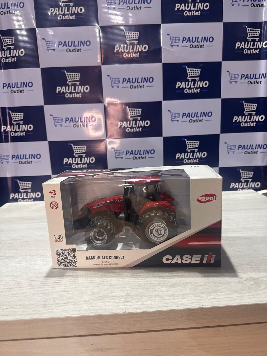 Trator Case Magnum Usual Brinquedos - 1