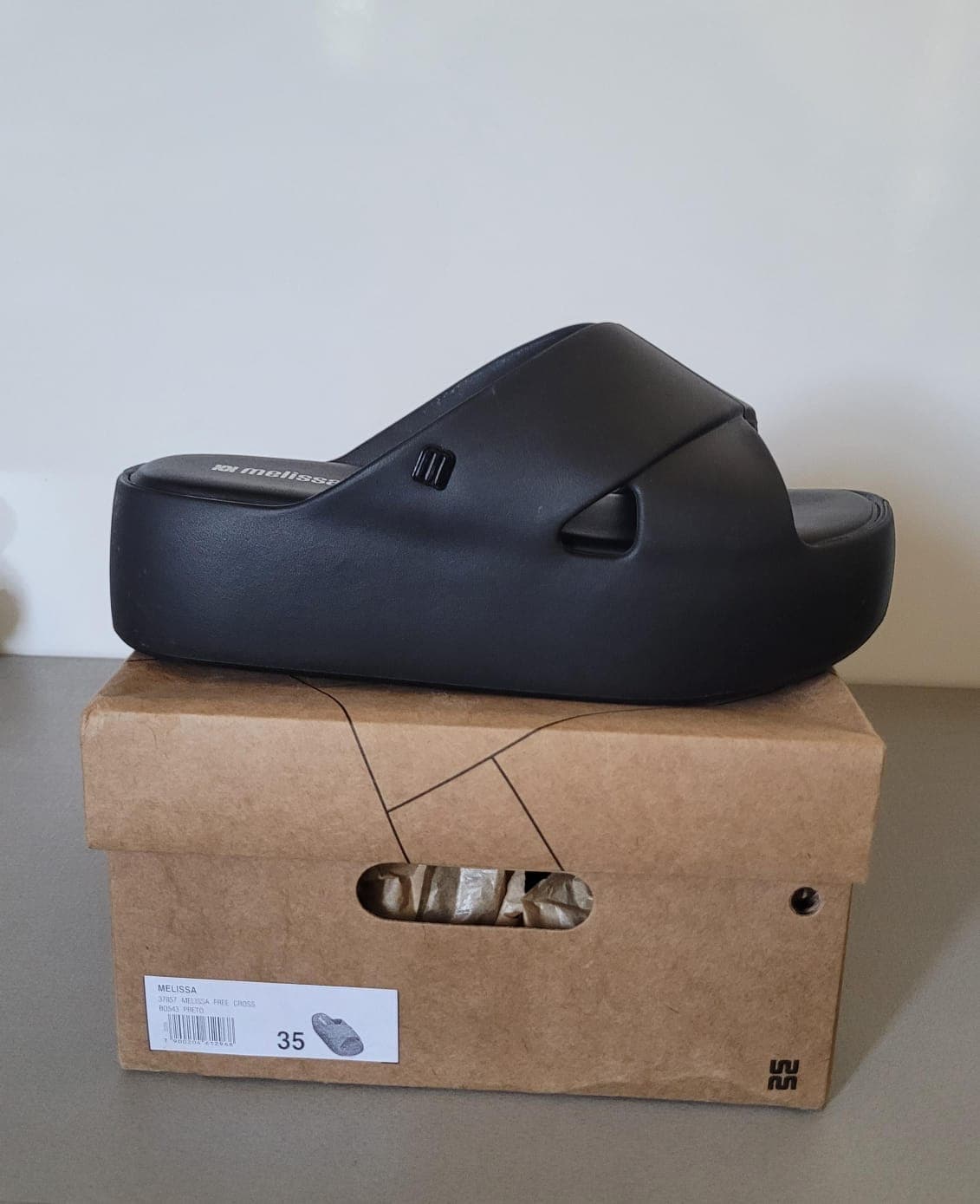 Melissa Free Cross Preto Tam: 35 - 3
