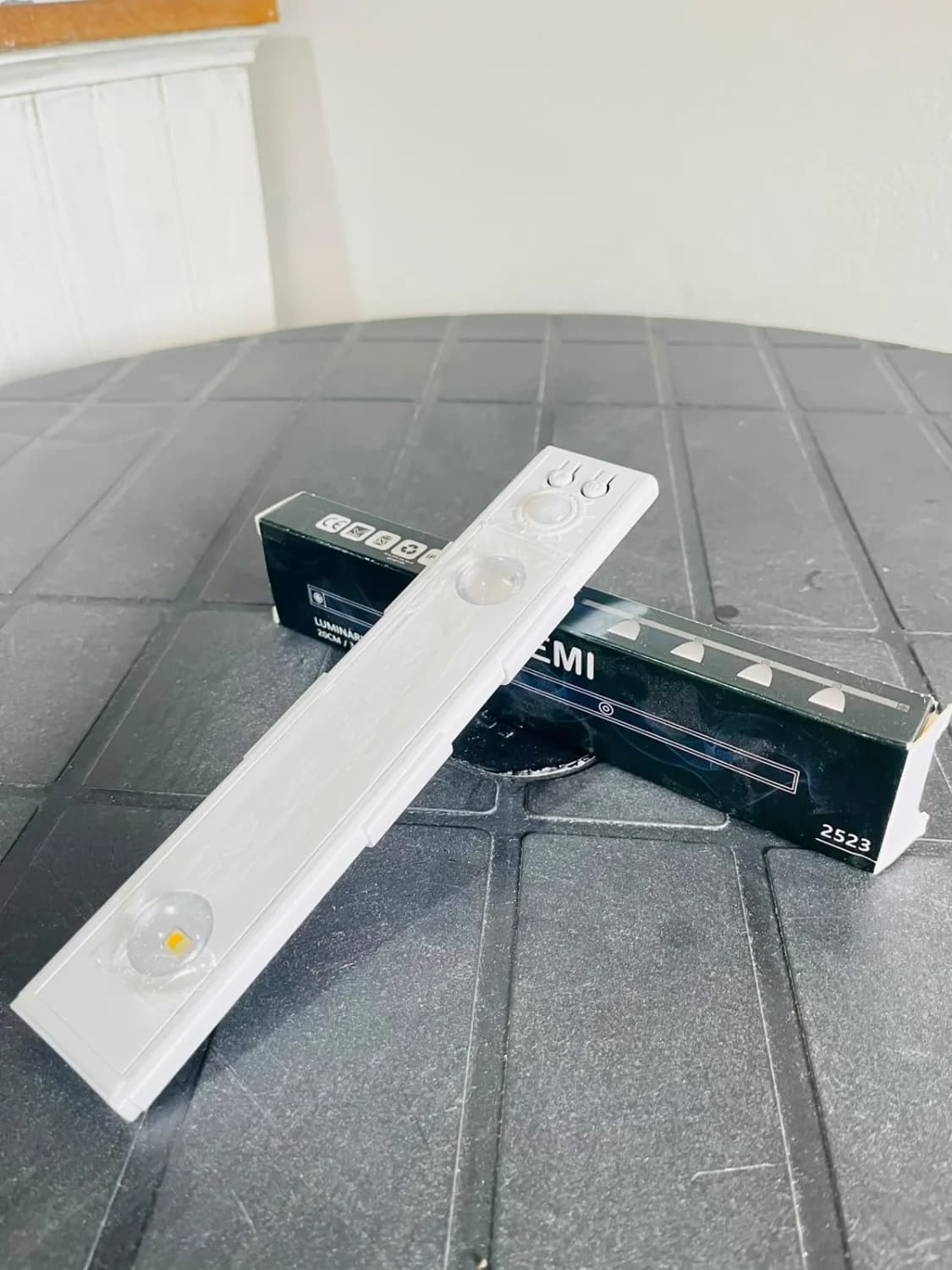 Luminária em Barra com Sensor, com 20 cm, 3 cores e proteção IP23. - 3