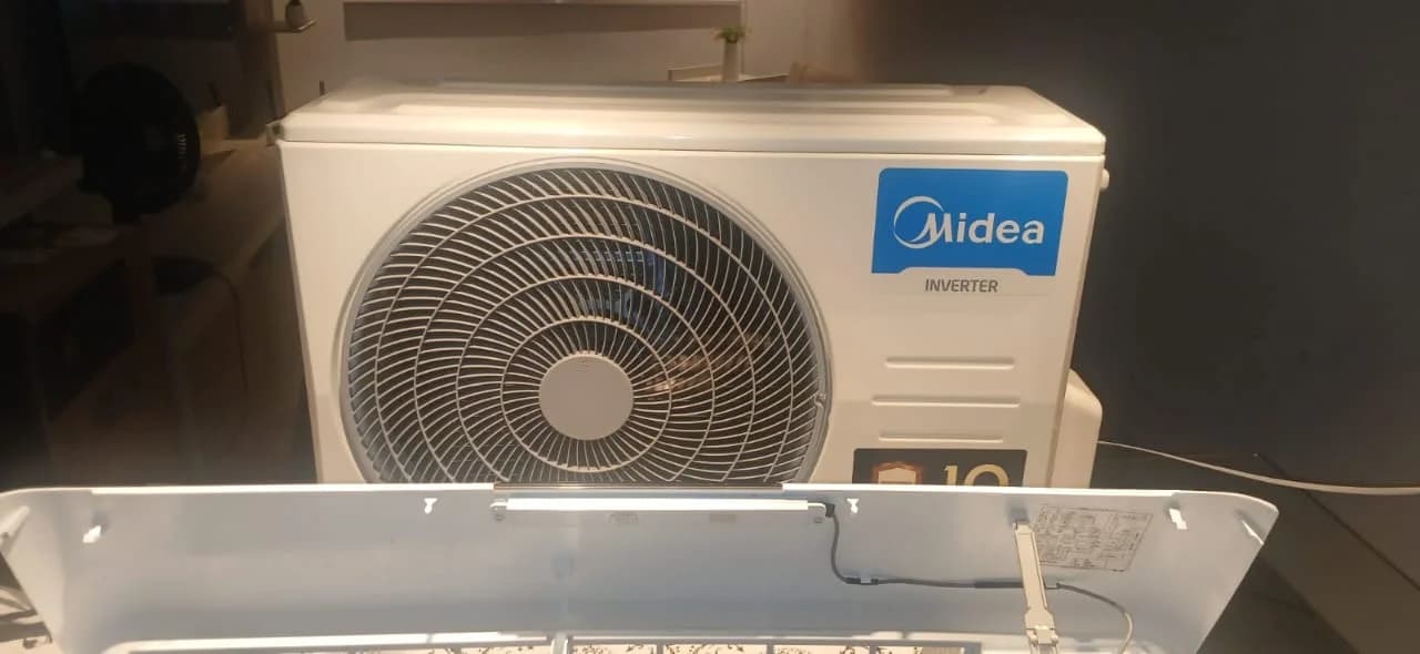 CONDENSADORA MIDEA 12000 BTUS - 1