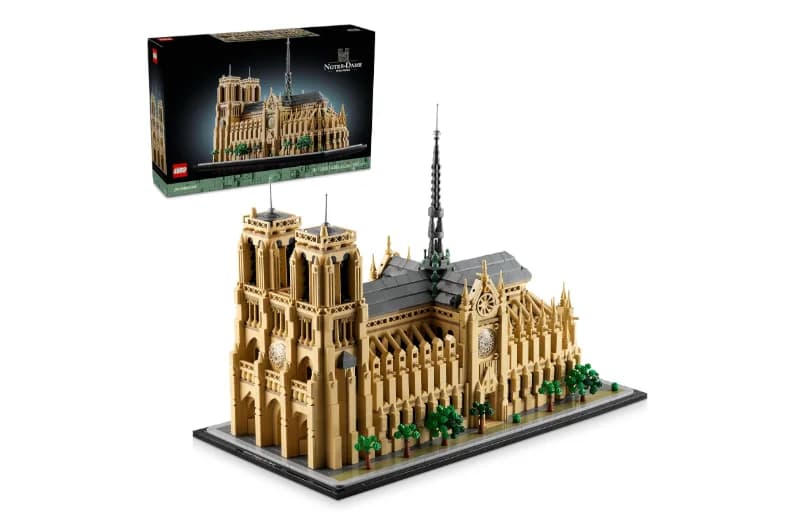 LEGO Architecture Notre-Dame de Paris; Conjunto 21061 - 1