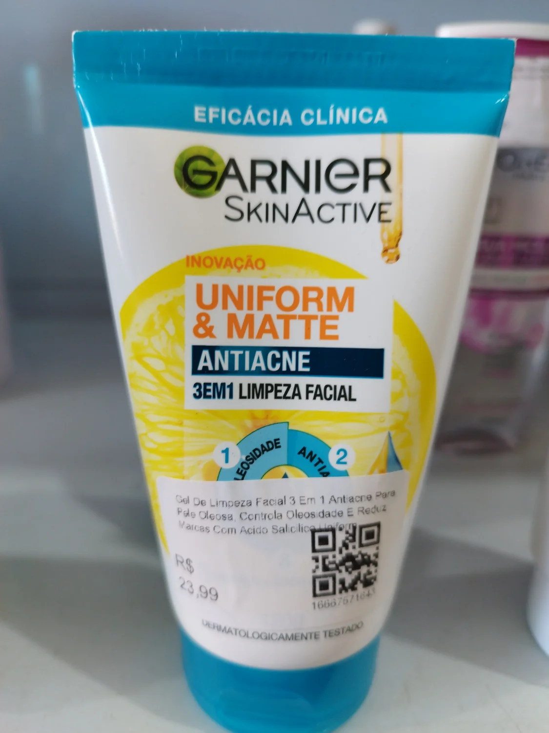 Gel De Limpeza Facial 3 Em 1 Antiacne Para Pele Oleosa, Controla Oleosidade E Reduz Marcas Com Acido Salicilico Uniform - 1
