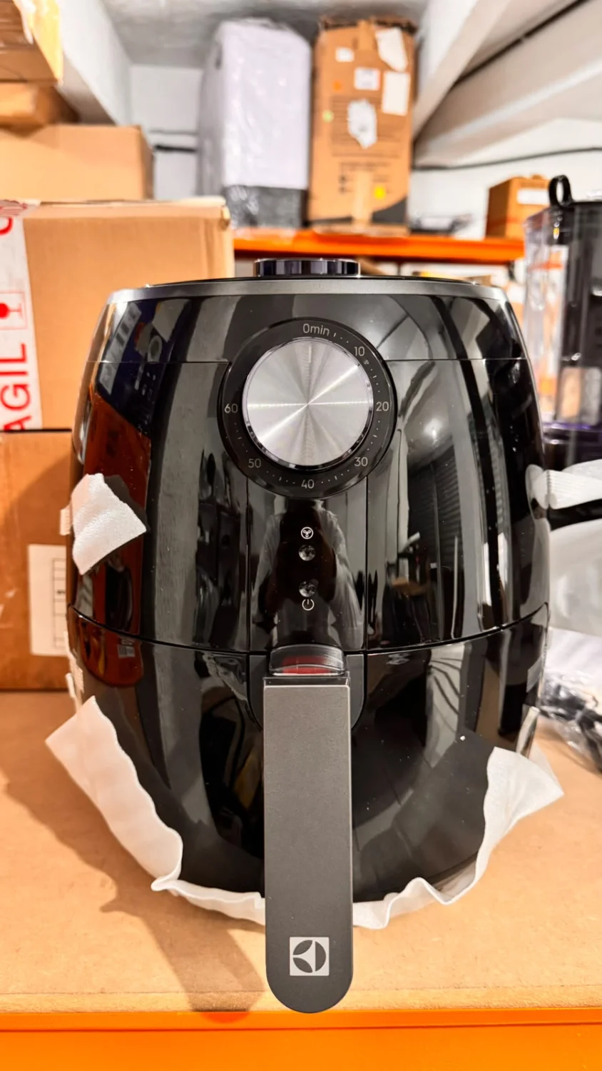 Air Fryer Electrolux Efficient EAF15 3,2L 1400W 220V – Rita Lobo - 3