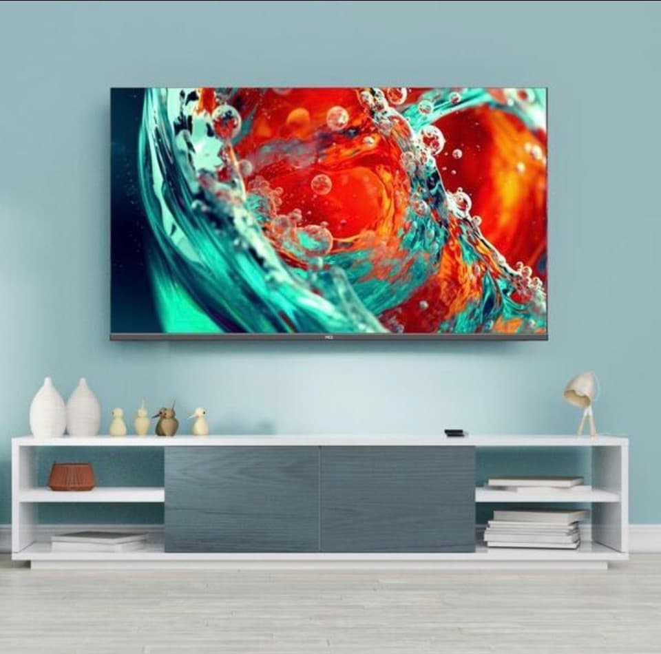 Smart TV 65” 4K UHD Google TV Wi-Fi Bluetooth HDR - 1