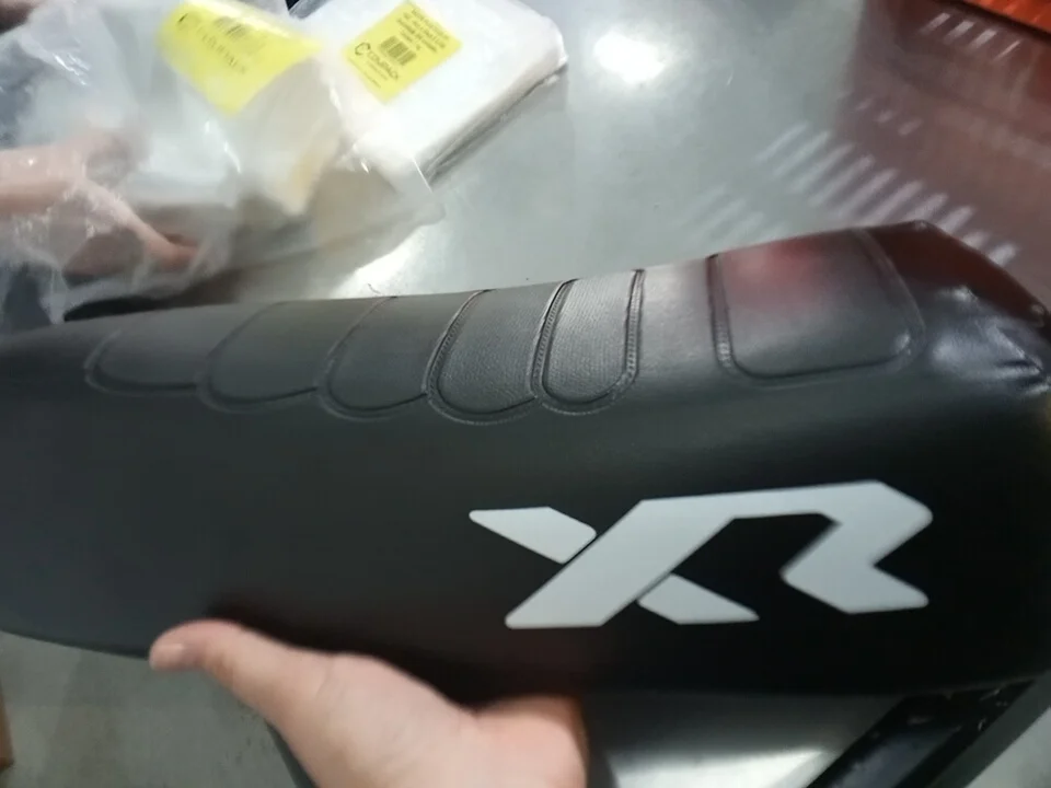 BANCO MOBILETE BICICLETA BIKE XR PRESILHA + CANOTE PRETO - 1