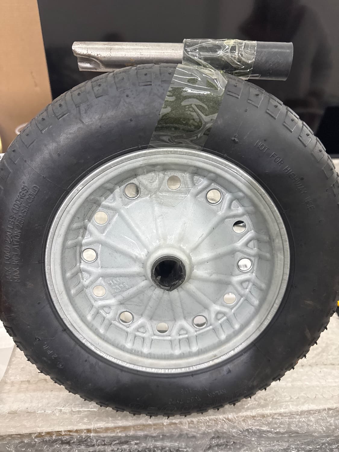 RODA PNEU CÂMARA EIXO CARRINHO MÃO - 1