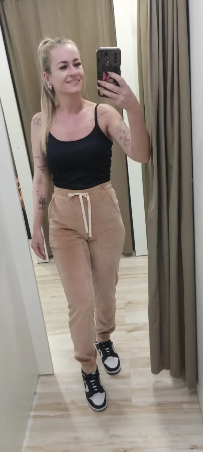 Calça de veludo tam P - 1